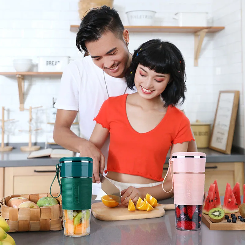 Portable USB Rechargeable Mini Blender – Wireless Electric Smoothie & Fruit Juice Maker with Glass Cup - Image 3